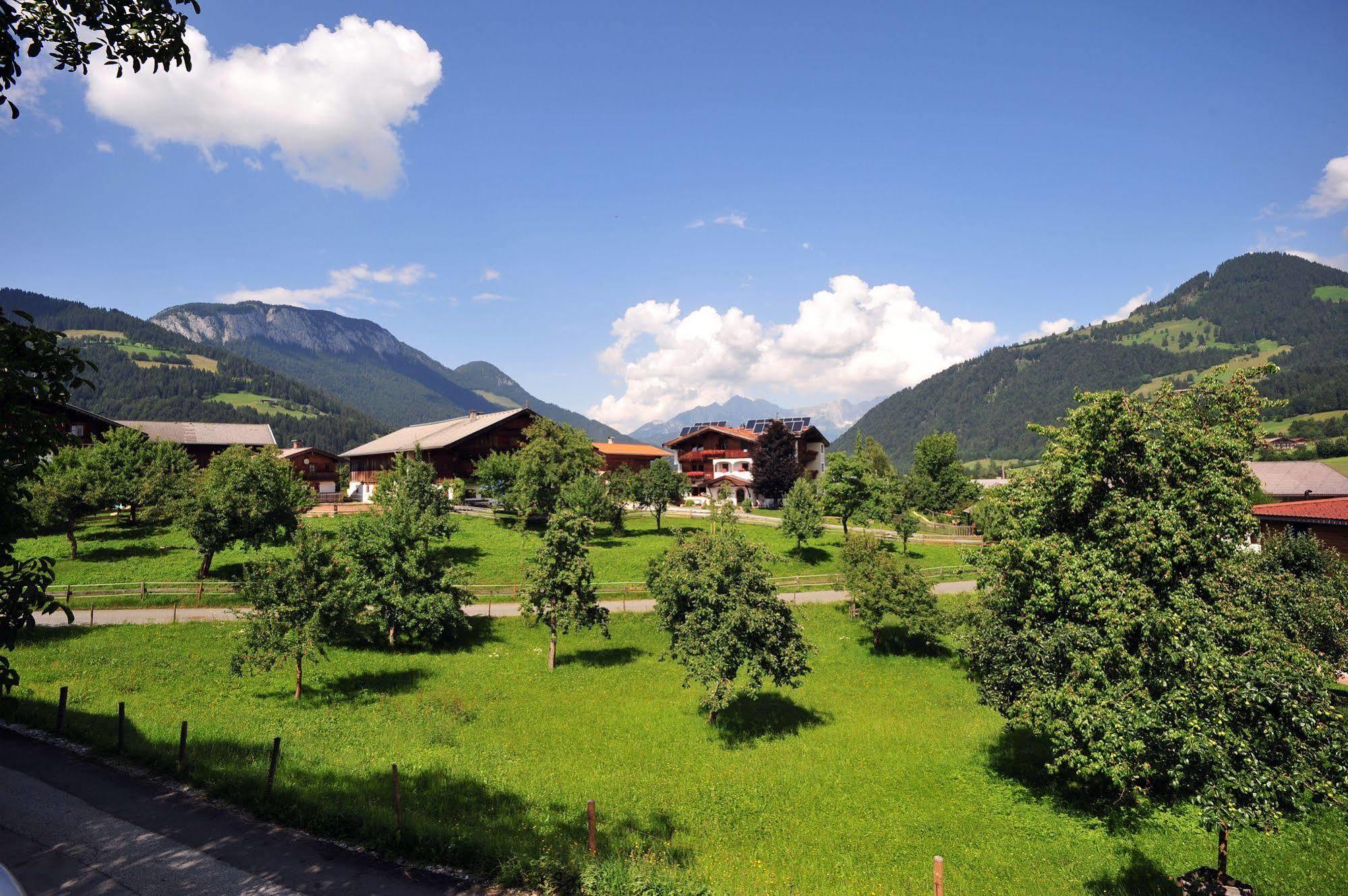 Appartementhaus Fuchs Иттер Екстериор снимка